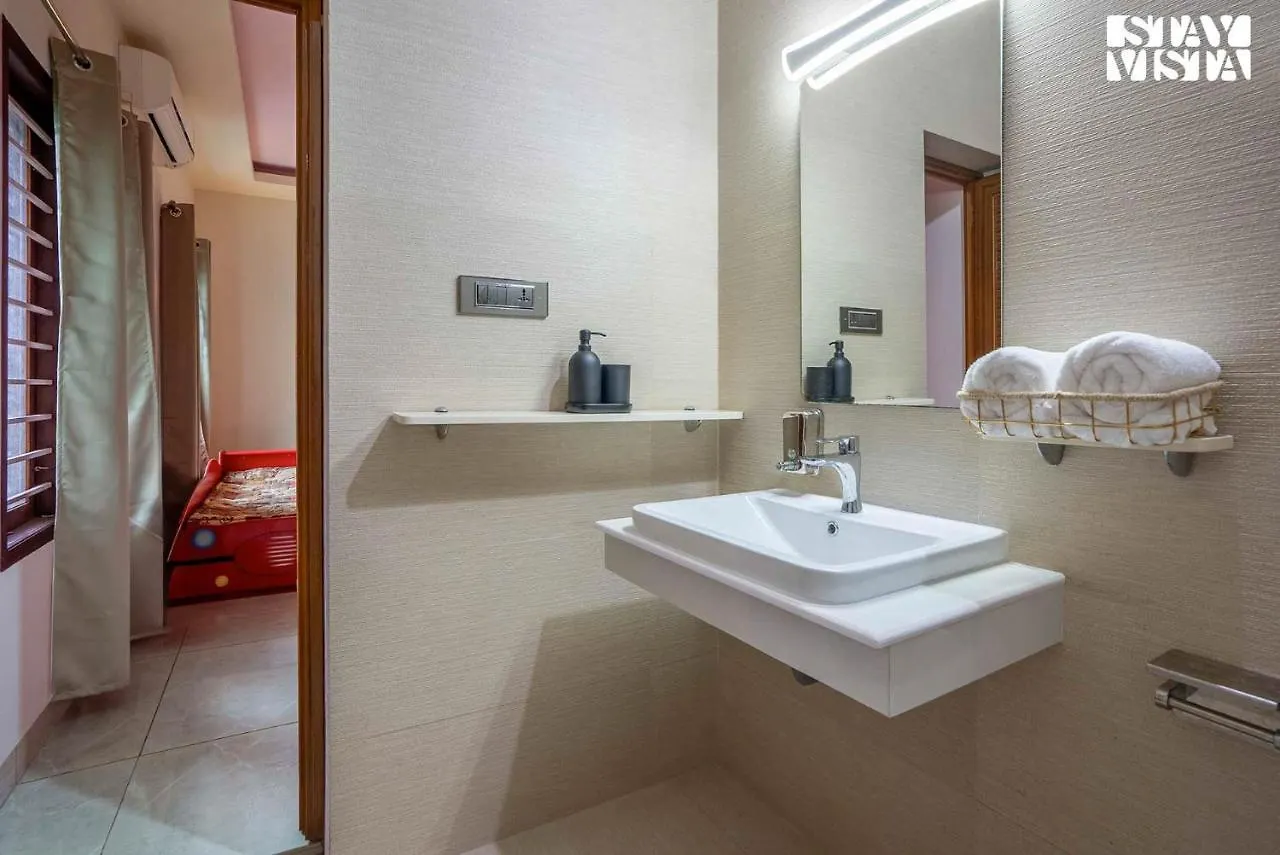 Villa Stayvista At Raindrops With Pvt Pool, Indoor Gym Thiruvananthapuram
